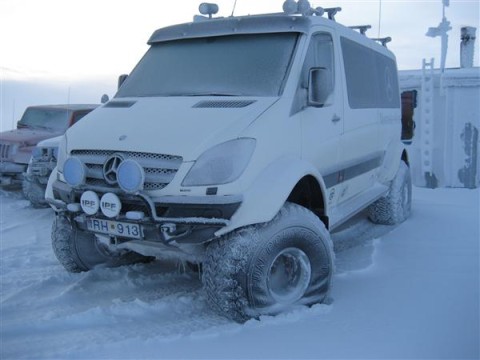 Pall Halldorsson's 4x4 MB Sprinter with 44-inch tires